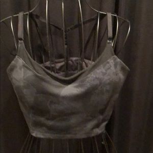 Sports top with back straps